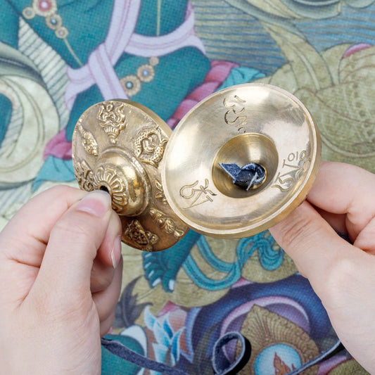Tibetan Tingsha Cymbals – 2pcs Meditation Sanskrit Brass Chime Bells for Spiritual Healing